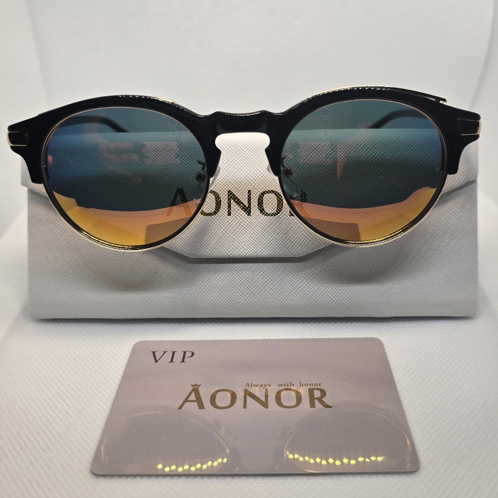 Unisex AONOR Black And Gold  Sunglasses